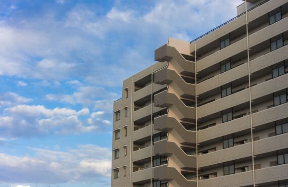 大規模な仕事もこなすマンション清掃 | 横浜で清掃を依頼するなら株式会社RECREATE